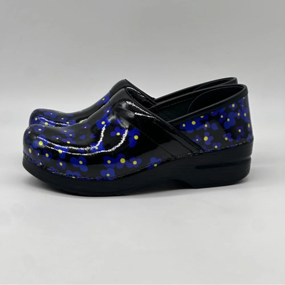 Dansko Professional Black and Blue Clogs. Size 8 - Picture 5 of 9